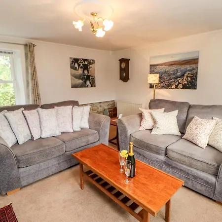 Coverdale بيت للعطل